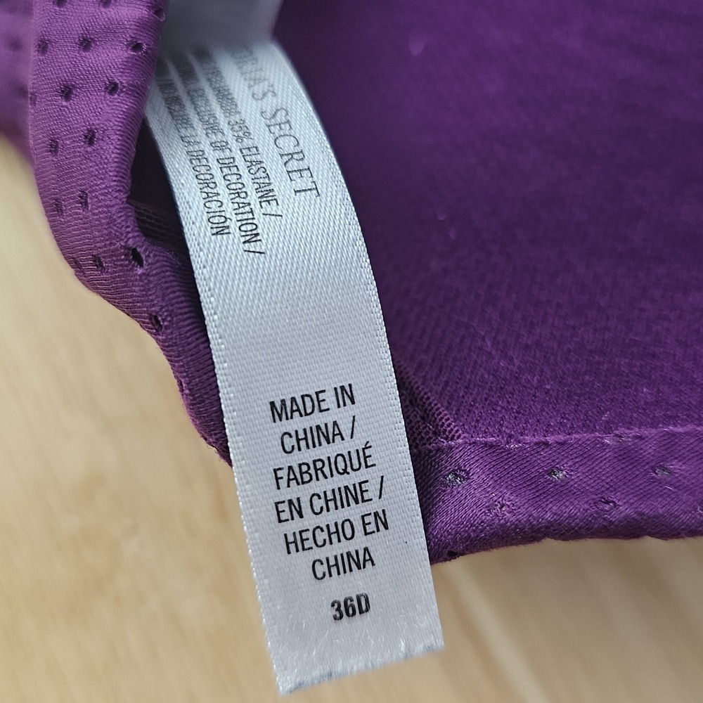 Victoria's Secret VSX Sports Bra Strappy Purple Pink Womens Size 36D Pullover - Picture 2 of 8